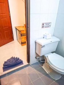 Koupelna v ubytování MT Friend Hostel Phuket Town