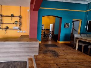 Φωτογραφία από το άλμπουμ του BIM Backpackers In Muizenberg σε Muizenberg