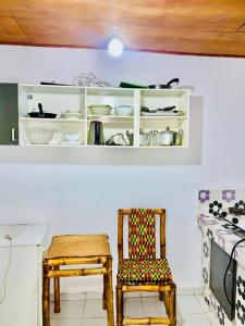 Kuchyň nebo kuchyňský kout v ubytování Sabel's Retreat