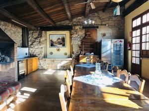 Η κουζίνα ή μικρή κουζίνα στο Casa Rural LES PLETES