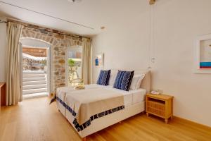 Fotografie z fotogalerie ubytování The NESTORIAN HOUSE v destinaci Ermupoli