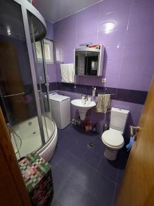 Un baño de Apartment Peace