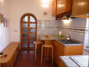 Η κουζίνα ή μικρή κουζίνα στο View of the Rooftops of Trastevere +23 φωτογραφίες