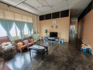 Μια τηλεόραση ή/και κέντρο ψυχαγωγίας στο Grandpa House 爷爷老家