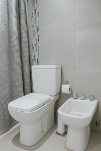 Koupelna v ubytování Alto Estomba + 2 fotografie