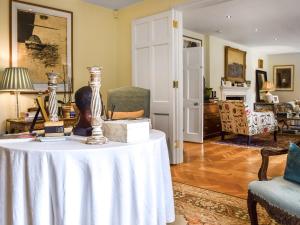 Posezení v ubytování The Malt House - Uk50779