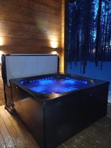 Billede fra billedgalleriet på Villa Tieva A Ski-in Ski-out with private Jacuzzi by Aavalevi i Levi