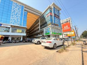 Το κτήριο όπου στεγάζεται  το ξενοδοχείο +8 φωτογραφίες