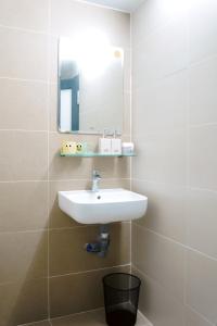 Koupelna v ubytování KINARI space