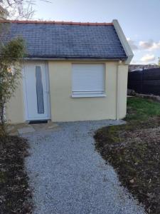 Το κτήριο όπου στεγάζεται  το διαμέρισμα