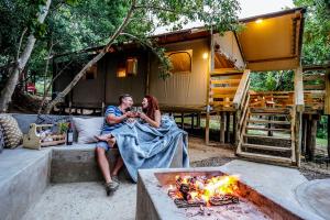 Επισκέπτες που μένουν στο AfriCamps Hoedspruit