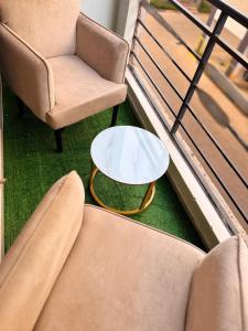 Posezení v ubytování One bedroom in Amaziah, Muthiga