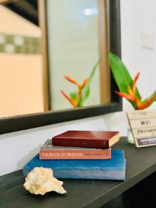 Φωτογραφία από το άλμπουμ του Conch Villa- 3 Min walk to the beaches στο Tangalle