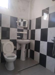 Ένα μπάνιο στο Kandy Crush Nature Villa