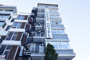 Το κτήριο όπου στεγάζεται  το ξενοδοχείο