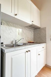 Nhà bếp/bếp nhỏ tại Villa Bukuroshi +20 ảnh