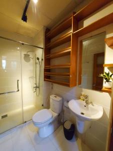 Un baño de Northern hostel 2 - Bui Vien Walking Street