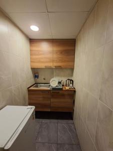 Ένα μπάνιο στο FUAR Home