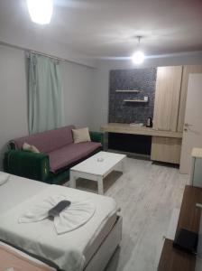 Η κουζίνα ή μικρή κουζίνα στο FUAR Home