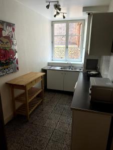 Køkken eller tekøkken på Large appartment centre, cathedrale, marché noel