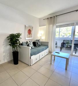 Postel nebo postele na pokoji v ubytování Torre 20 - Near the beach - Quarteira