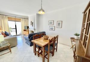 Posezení v ubytování Atlântico View - Beach front - Quarteira