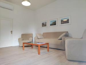 Χώρος καθιστικού στο Casetta in collina 4