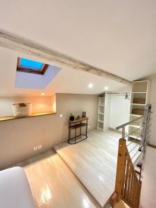 Kuchyň nebo kuchyňský kout v ubytování Le cosy duplex de l'Isle d'Espagnac