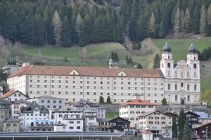 Phong cảnh thiên nhiên gần căn hộ +9 ảnh