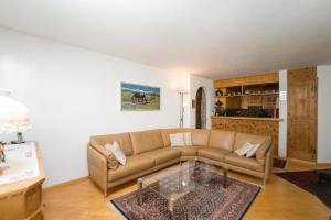 Posezení v ubytování Chesa Aquileja Trüb + 13 fotografií