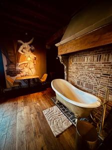 Φωτογραφία από το άλμπουμ του 'T Rood Kasteel στο Χάσελτ +35 φωτογραφίες