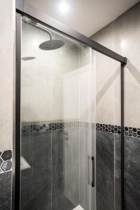 Ένα μπάνιο στο St Julians Modern flat in Spinola Bay