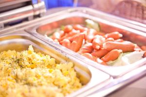 Makanan di atau berdekatan motel