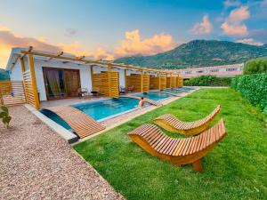 Γενική θέα στο βουνό ή θέα στο βουνό από  αυτό το ξενοδοχείο +52 φωτογραφίες