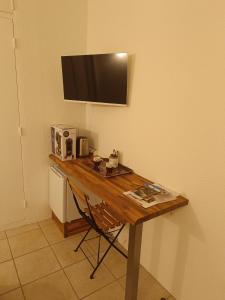 Příslušenství pro přípravu čaje a kávy v ubytování Villa Alexandra