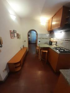 Η κουζίνα ή μικρή κουζίνα στο View of the Rooftops of Trastevere
