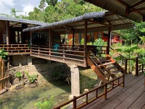 Κήπος έξω από το Cucu Suzanne