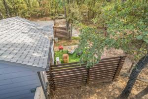 Fotografie z fotogalerie ubytování Barrel Bunkhouse 8033 CR 802 v destinaci Burleson + 25 fotografií