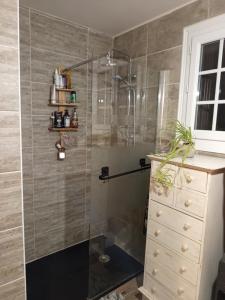 Fotografie z fotogalerie ubytování Chambre d'hôtes chez l'habitant v destinaci Rouxmesnil-Bouteilles