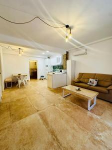 Kuchyň nebo kuchyňský kout v ubytování Las Arenas del Coliseo