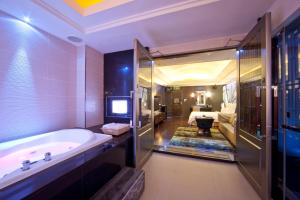 Katil atau katil-katil dalam bilik di Wego Hotel - Linsen
