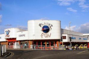 Et supermarked eller andre butikker i chaletet eller i nærheden