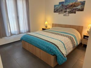 Postel nebo postele na pokoji v ubytování Edera - WiFi, TV, Piscine