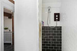 Ένα μπάνιο στο The Snug