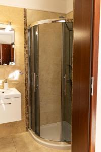 Koupelna v ubytování Pensjonat u Słodyczki - nad Jeziorem Czorsztyńskim + 119 fotografií