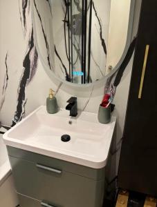 Ένα μπάνιο στο City Centre Double Room