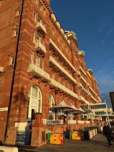 Το κτήριο όπου στεγάζεται  το διαμέρισμα