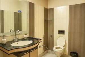 Ένα μπάνιο στο Fort Glance by Shivalaya