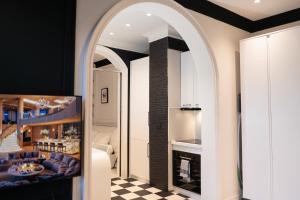 Kuchyň nebo kuchyňský kout v ubytování Lingotto Penthouse