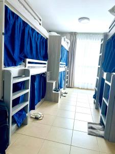 Φωτογραφία από το άλμπουμ του Bed space Available in Luxury Apartment σε Sabkhah +9 φωτογραφίες